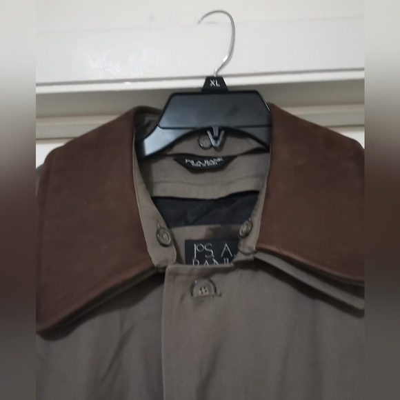 JoS. A. Bank Coat - Picture 7 of 9